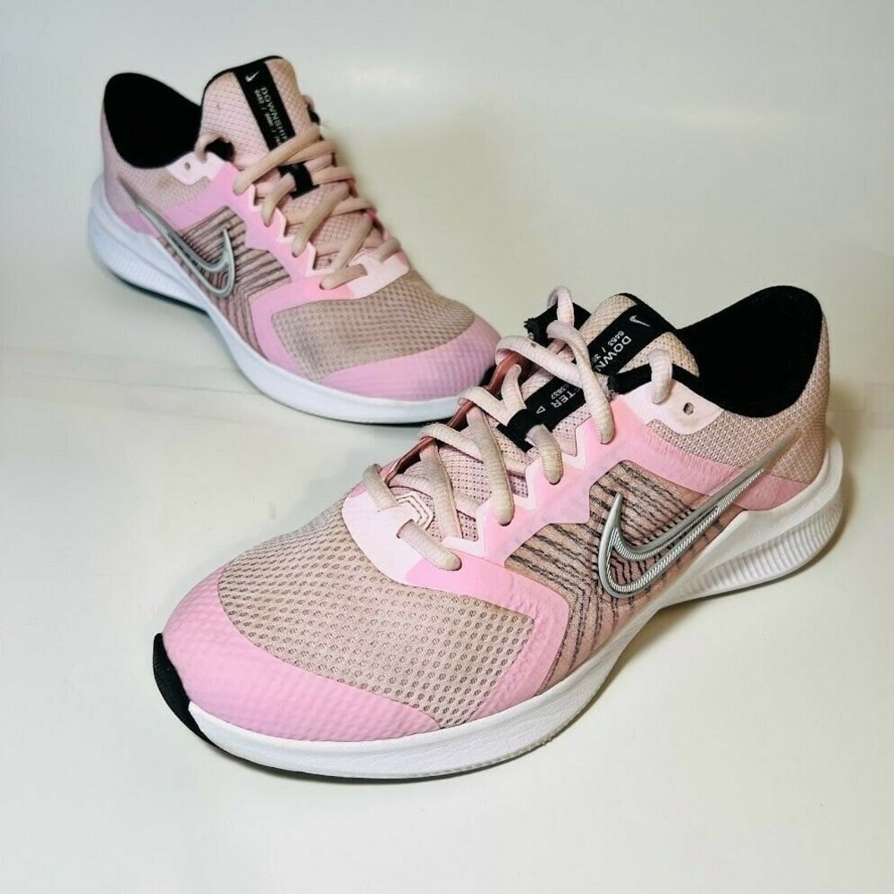 Nike Downshifter Size 4Y Women Pink/Metallic Silver/White CZ3949605